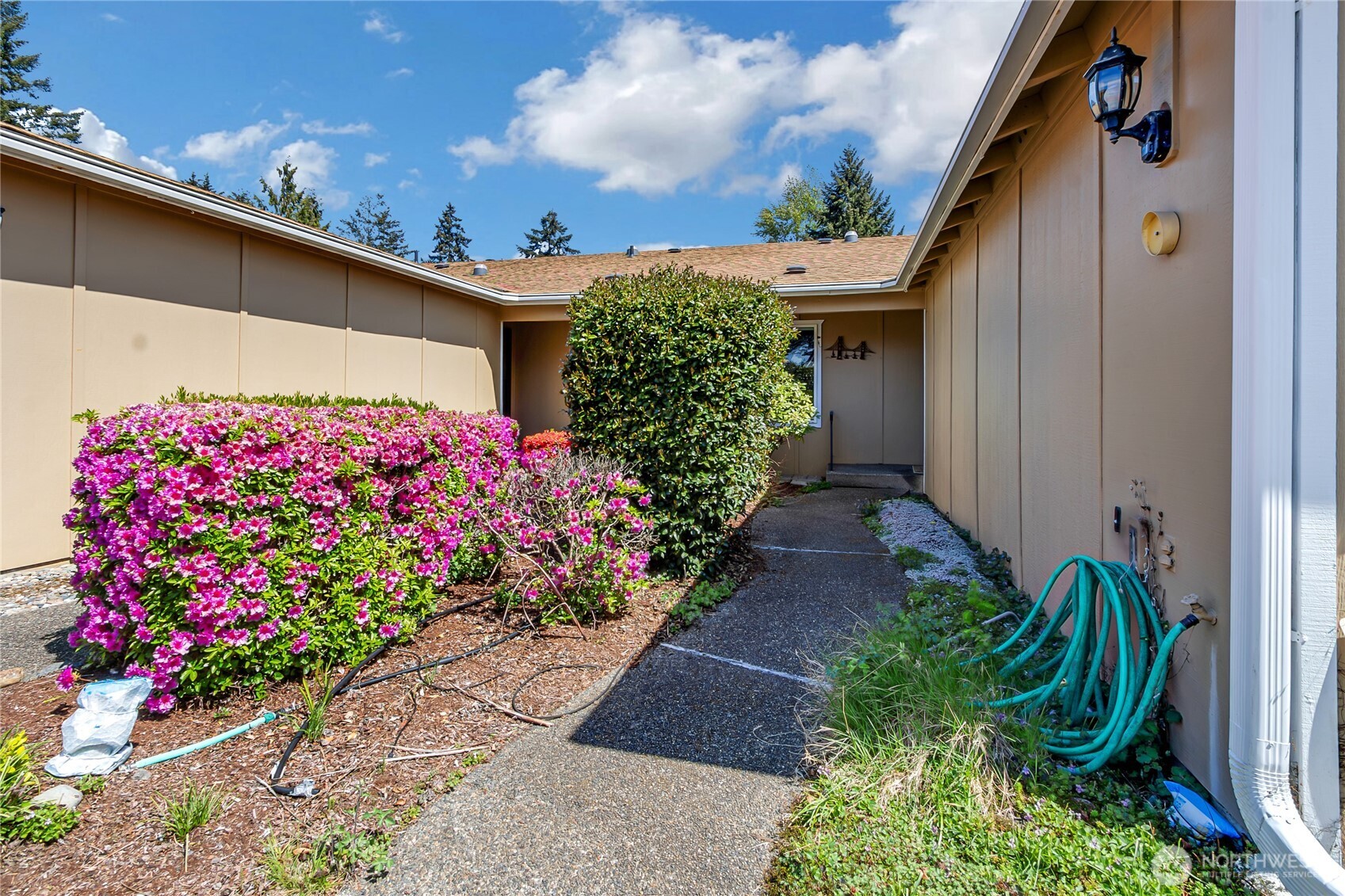 7117 40th Street W #5, Tacoma, WA 98466