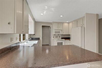 7117 40th Street W #5, Tacoma, WA 98466 - Photo 9