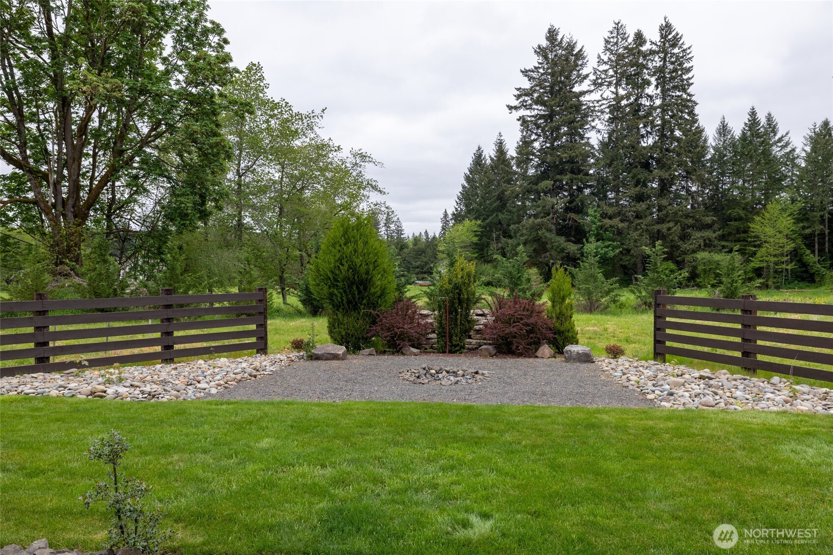 3381 Jackson Highway , Chehalis, WA 98532