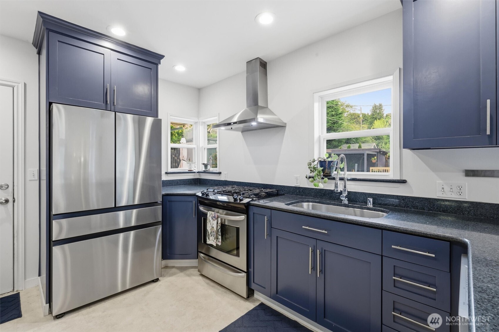 4743 50th Avenue SW, Seattle, WA 98116