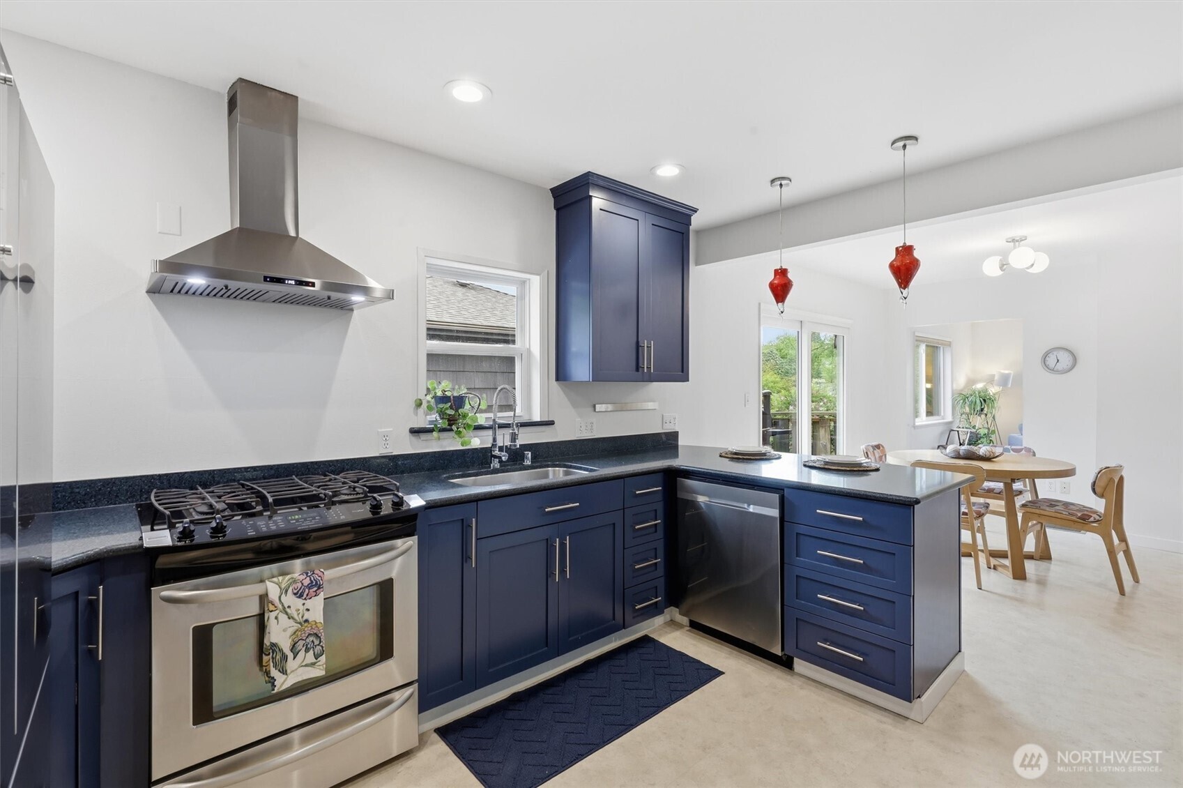 4743 50th Avenue SW, Seattle, WA 98116