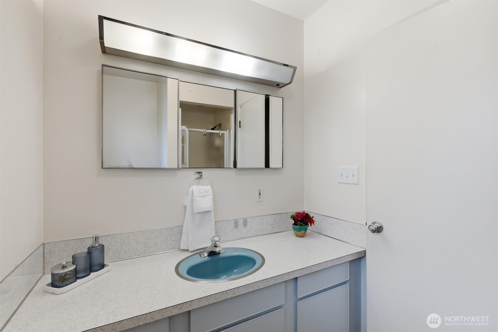 4743 50th Avenue SW, Seattle, WA 98116