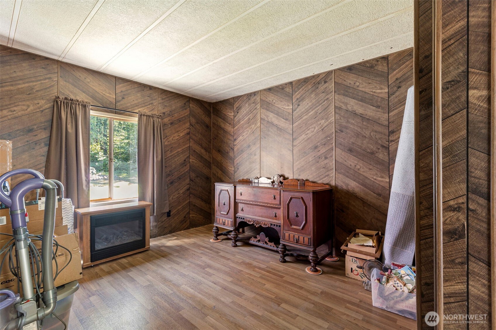 8262 Seabeck Highway NW, Bremerton, WA 98312