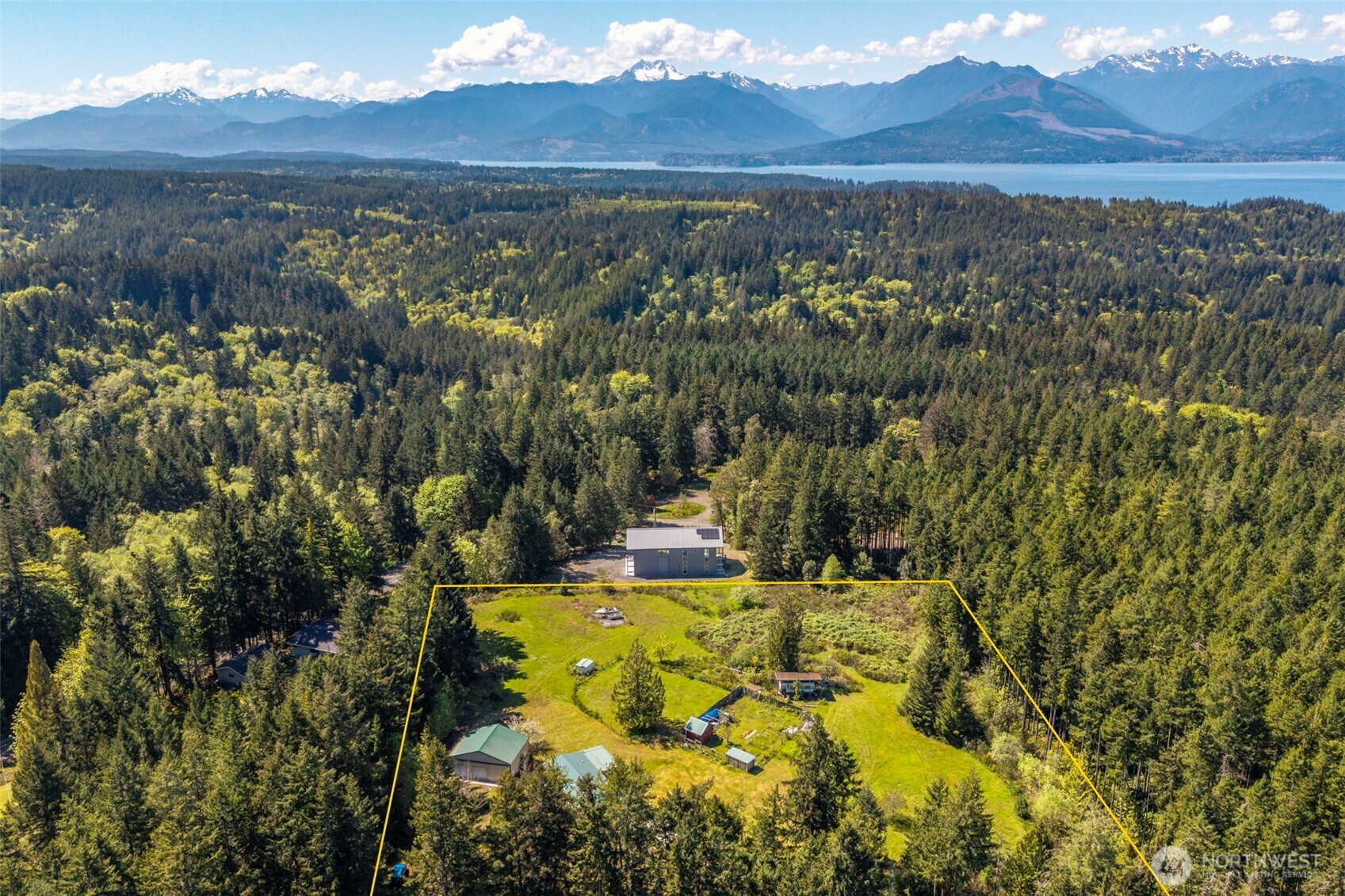 8262 Seabeck Highway NW, Bremerton, WA 98312
