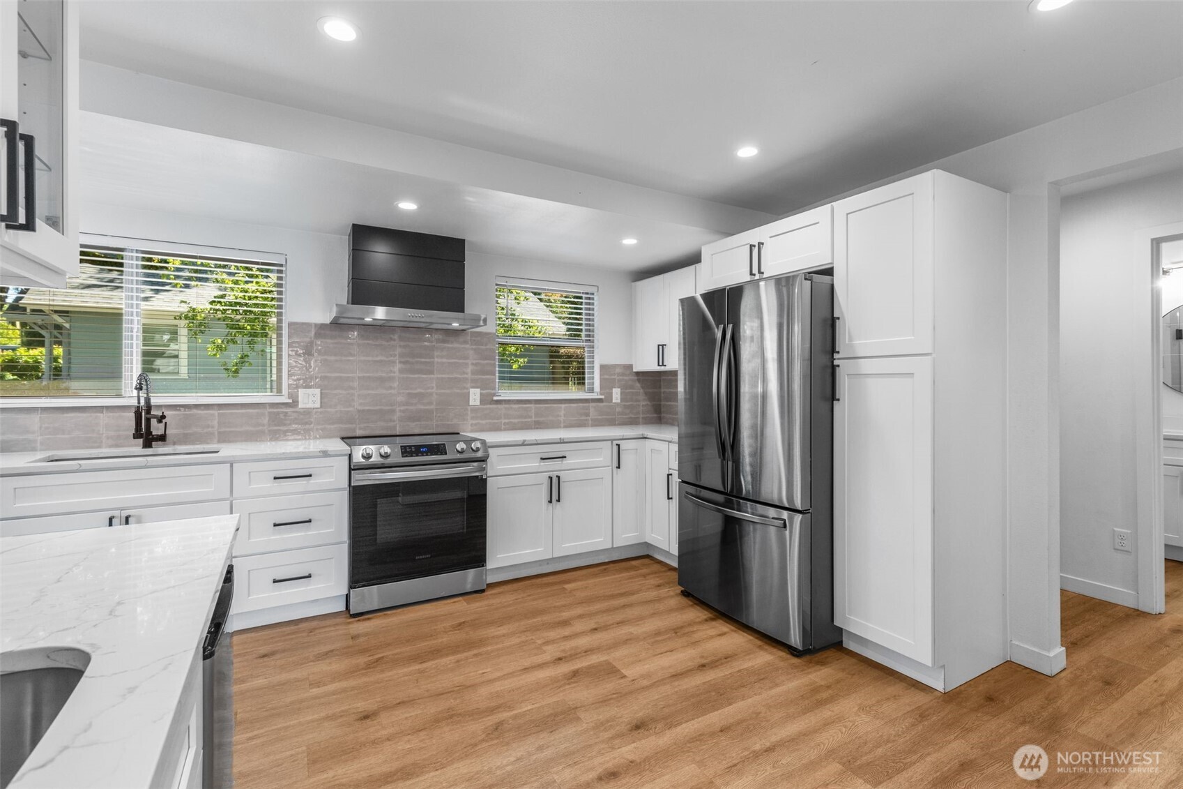 2125 N 90th Street , Seattle, WA 98103