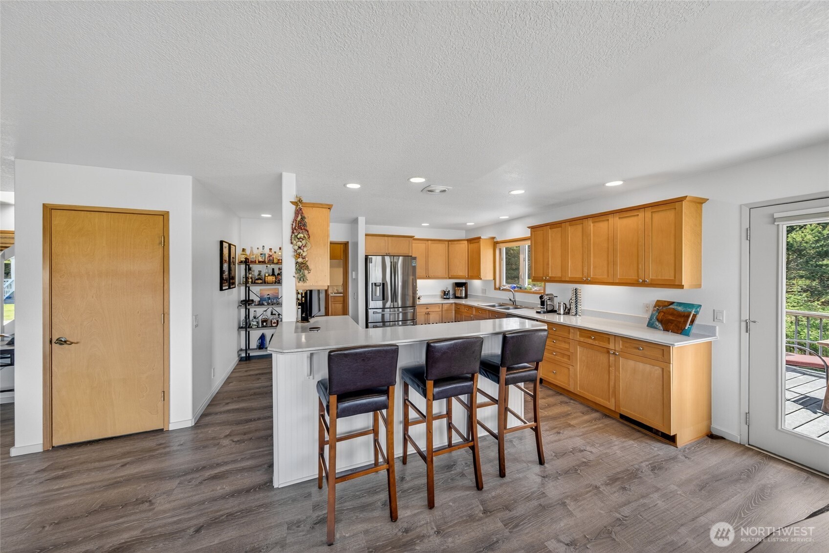 1104 120th Place , Long Beach, WA 98631
