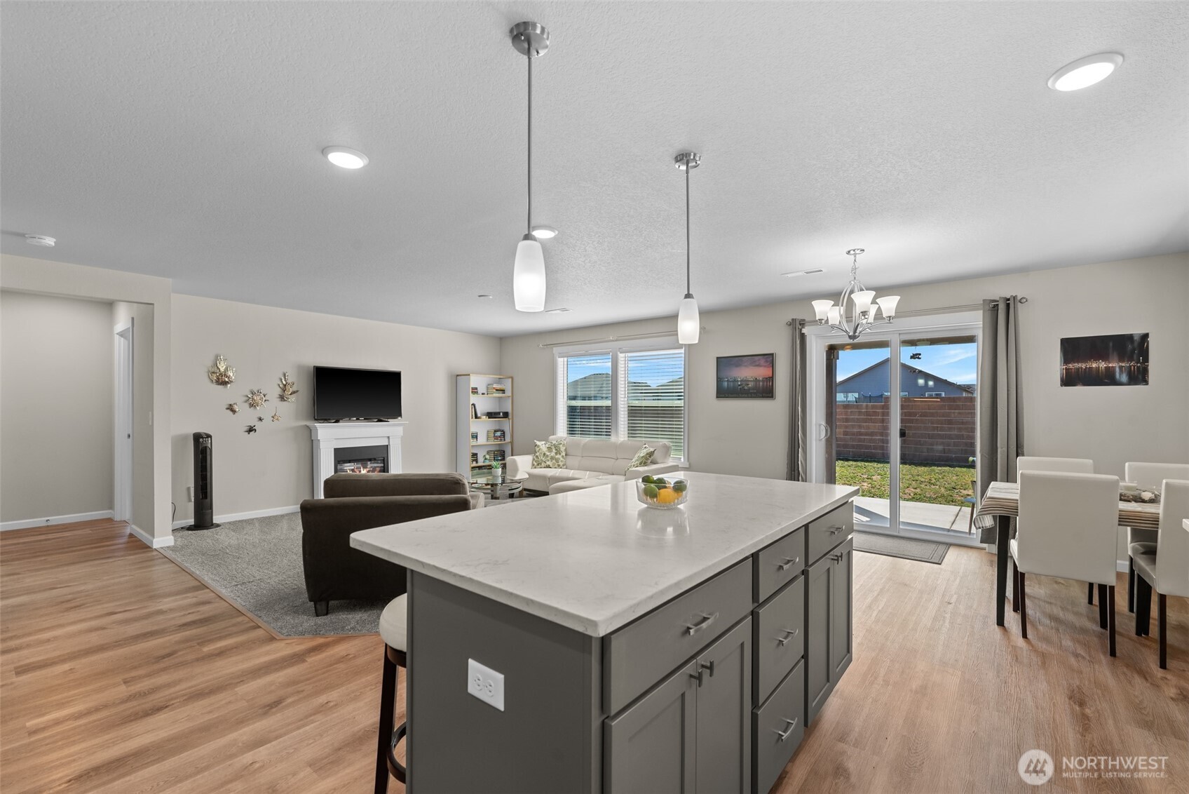 1005 7th Avenue NE, Quincy, WA 98848