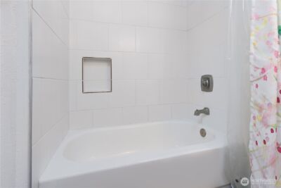608 113th Street S, Tacoma, WA 98444 - Photo 17