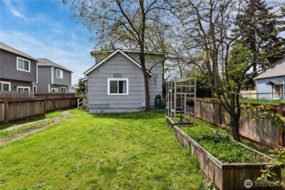 608 113th Street S, Tacoma, WA 98444 - Photo 24