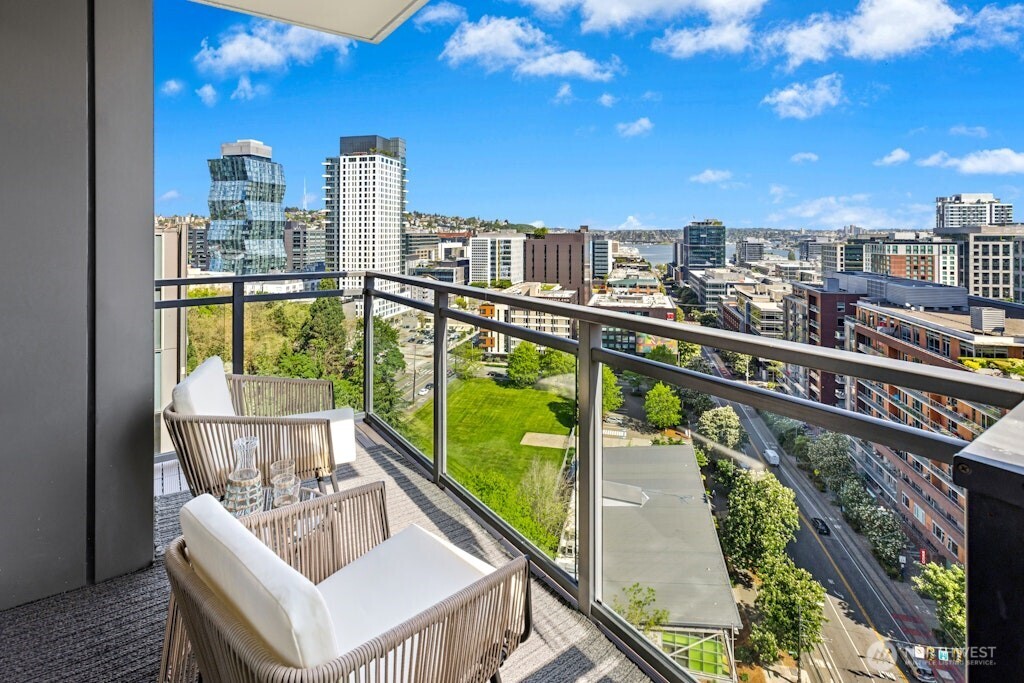 820 Blanchard Street #1501, Seattle, WA 98121