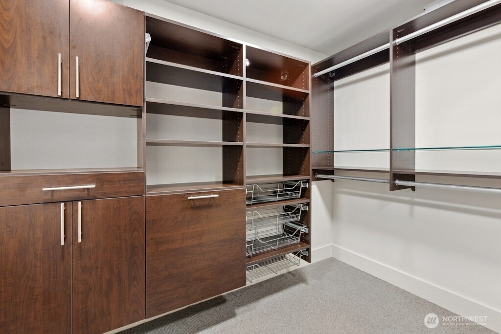 820 Blanchard Street #1501, Seattle, WA 98121