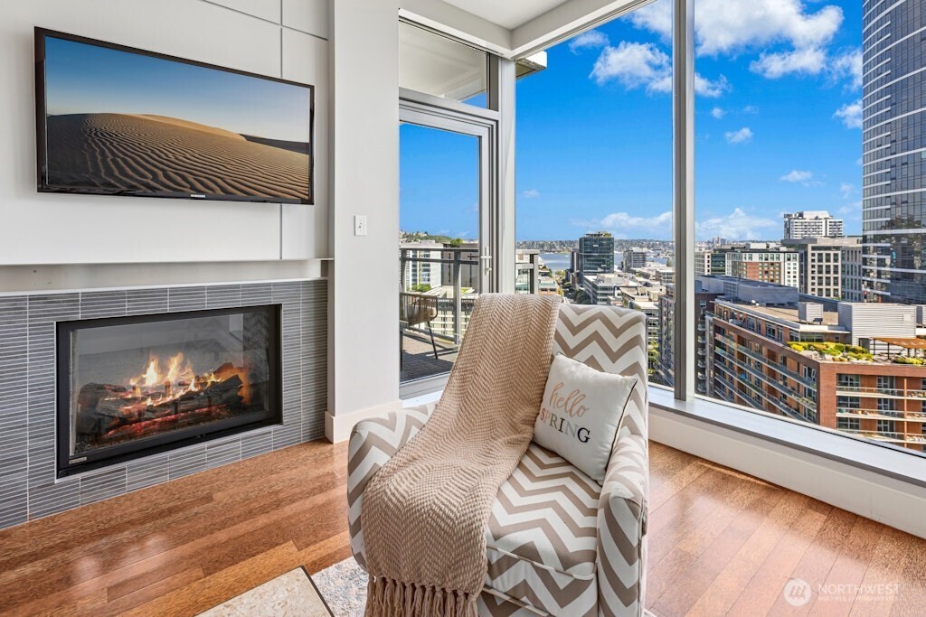820 Blanchard Street #1501, Seattle, WA 98121