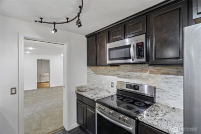 28601 SE 225th Street , Maple Valley, WA 98038 - Photo 12