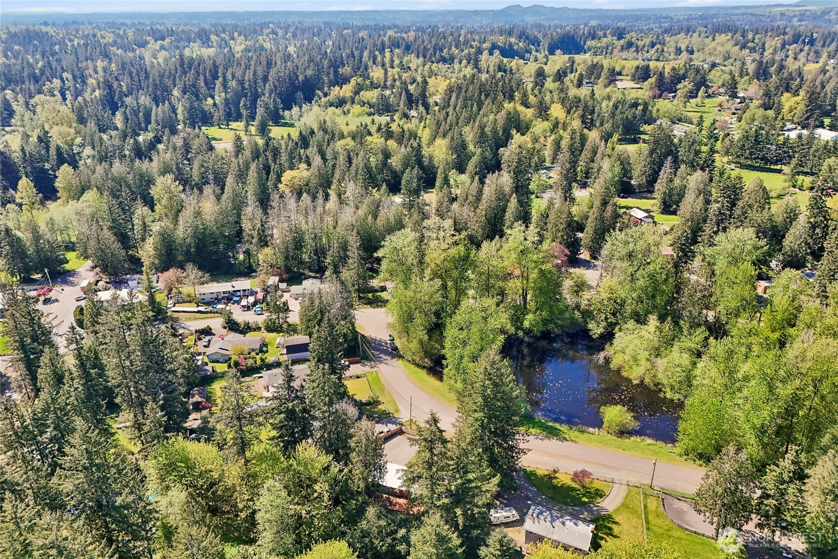 28601 SE 225th Street , Maple Valley, WA 98038