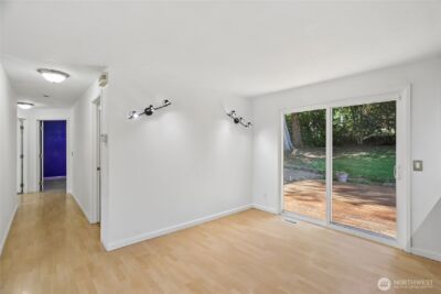 28601 SE 225th Street , Maple Valley, WA 98038 - Photo 7