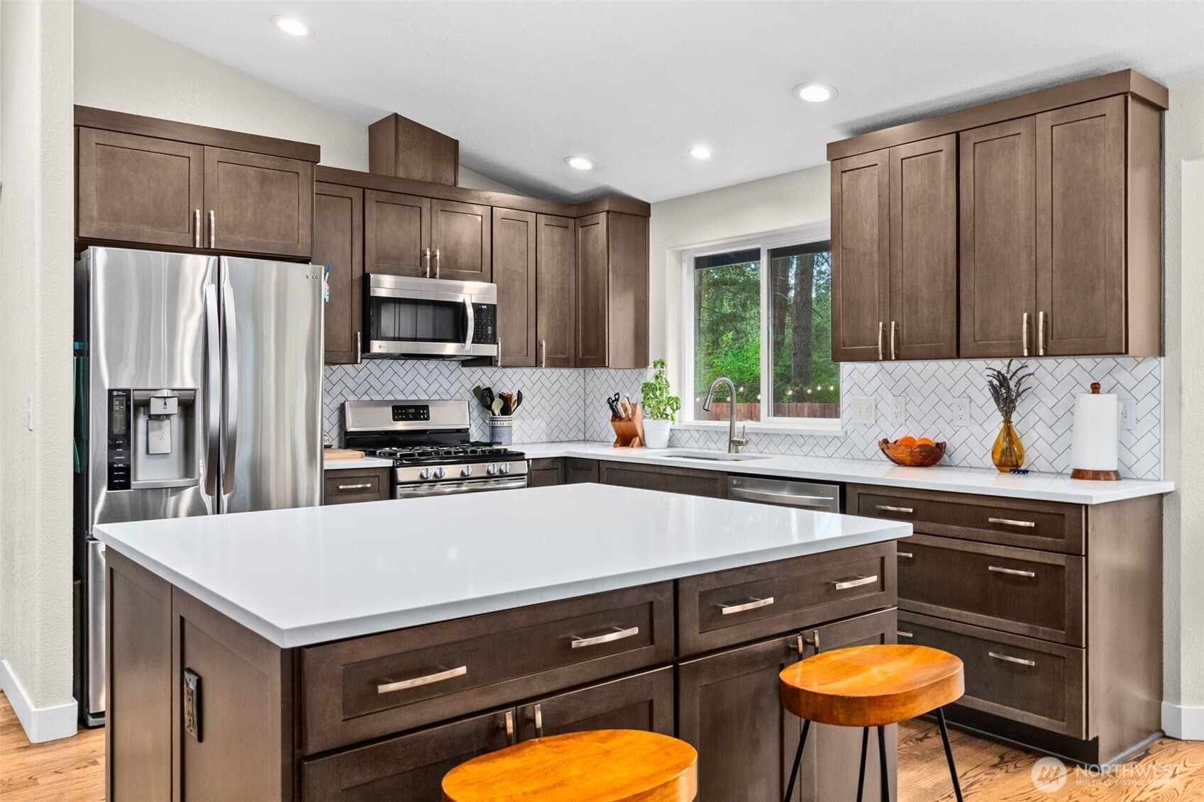 7311 36th Court SE, Lacey, WA 98503