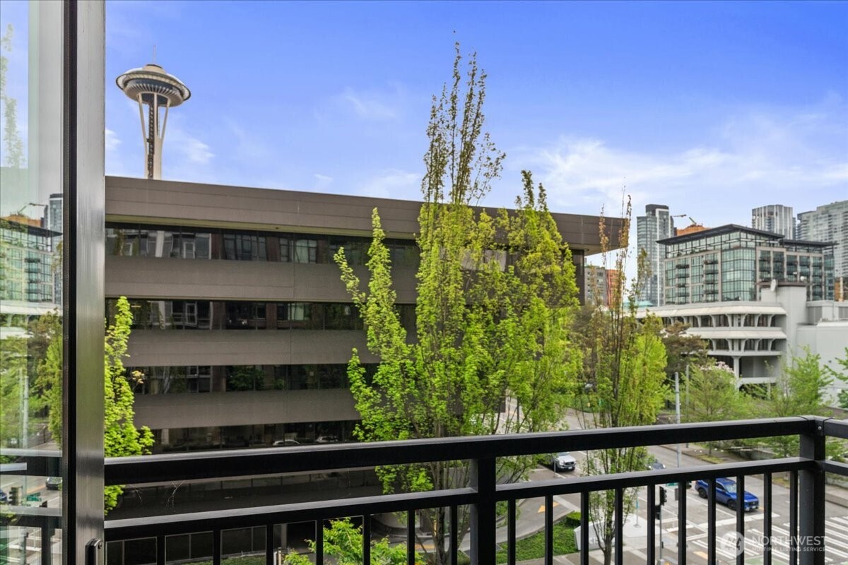 2911 2nd Avenue #506, Seattle, WA 98121