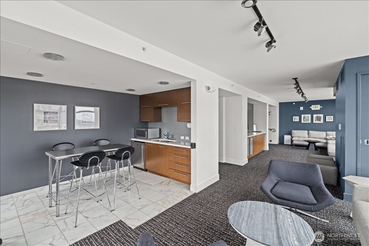 2911 2nd Avenue #506, Seattle, WA 98121