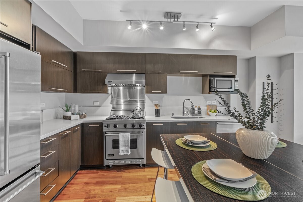 2911 2nd Avenue #506, Seattle, WA 98121