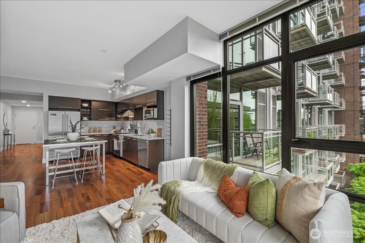 2911 2nd Avenue #506, Seattle, WA 98121