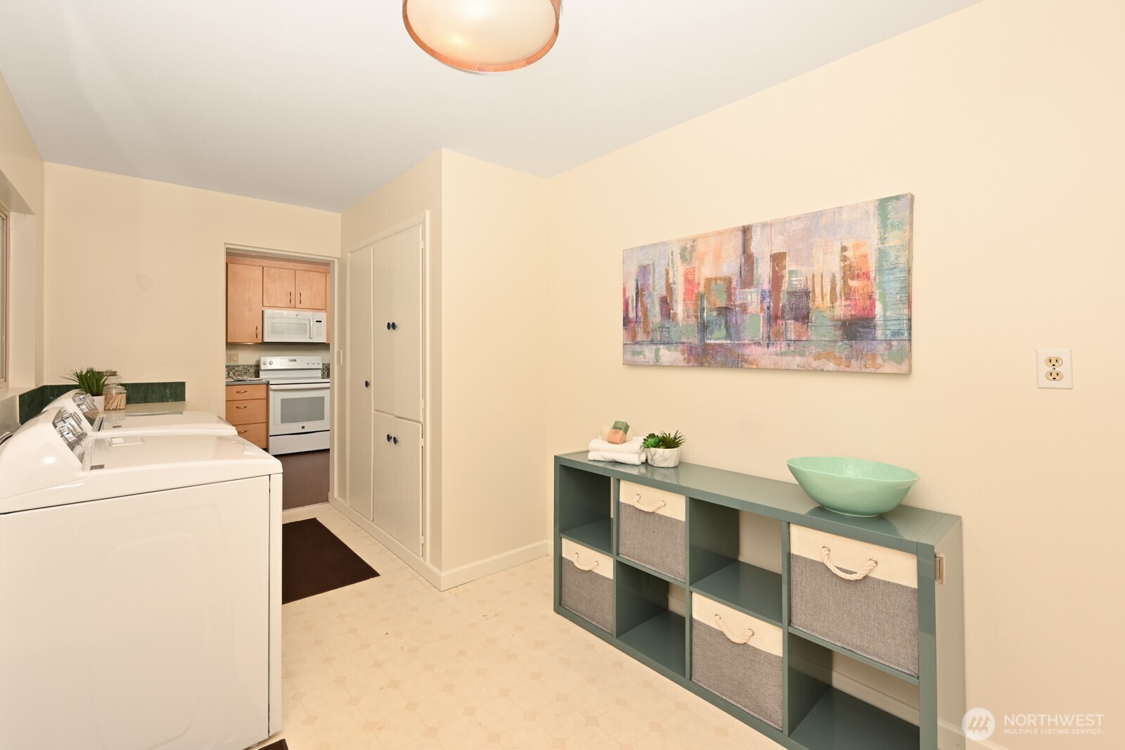 2624 NE 82nd Street , Seattle, WA 98115