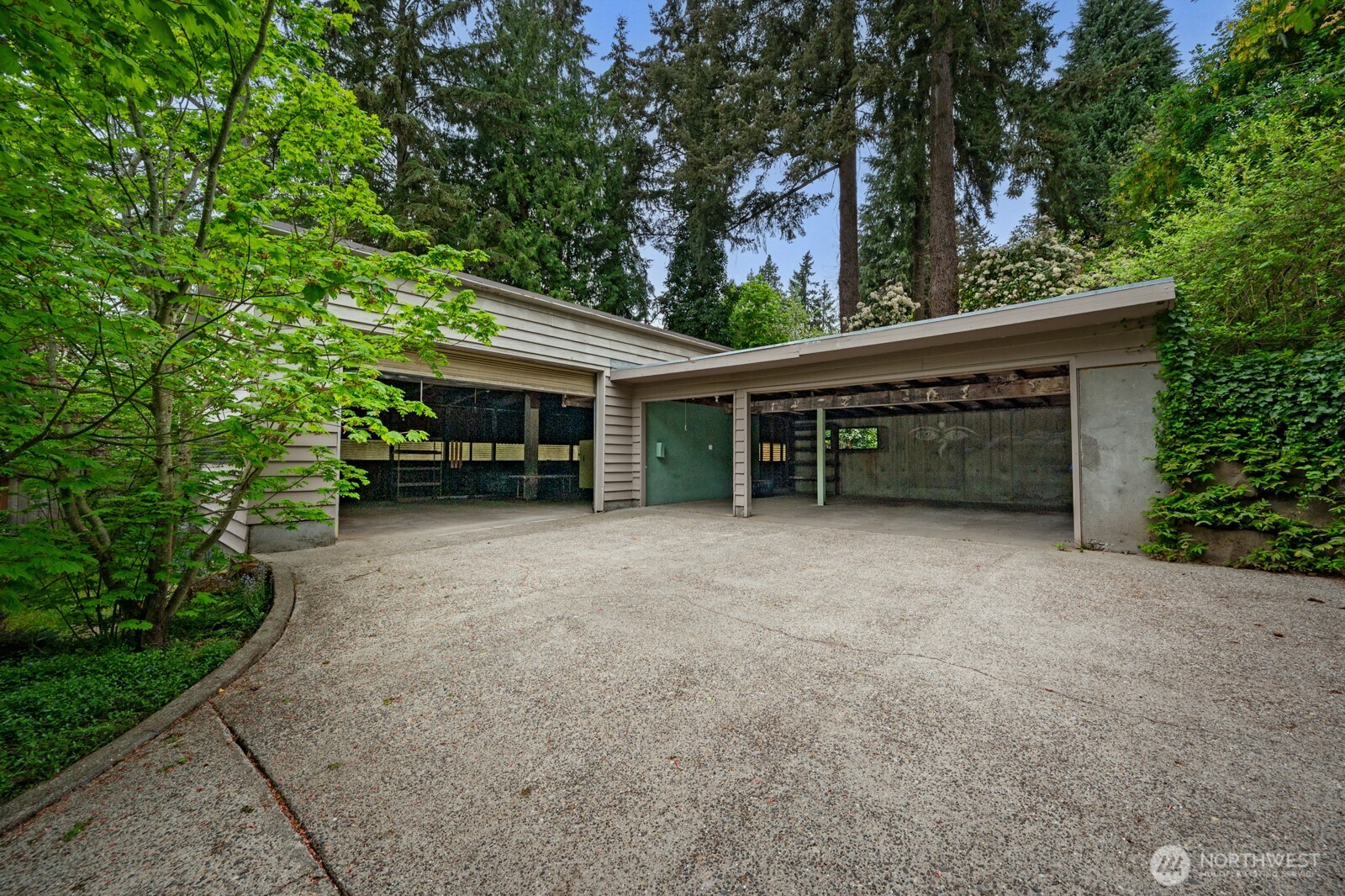2624 NE 82nd Street , Seattle, WA 98115