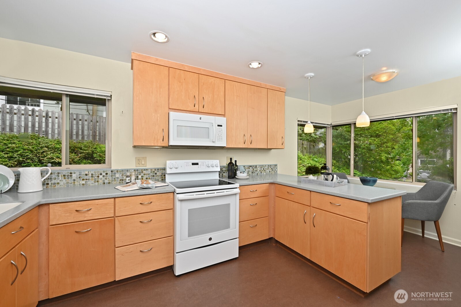2624 NE 82nd Street , Seattle, WA 98115