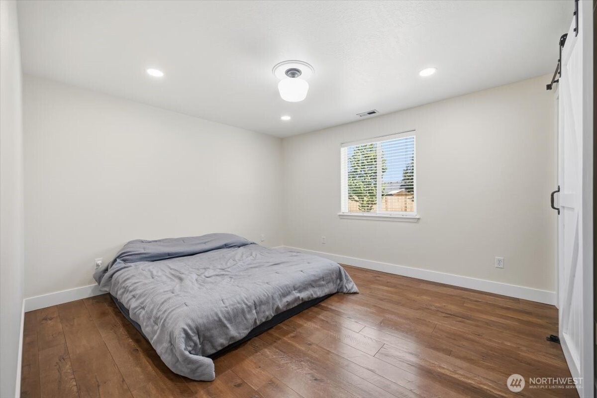 5126 Monica Street , West Richland, WA 99353