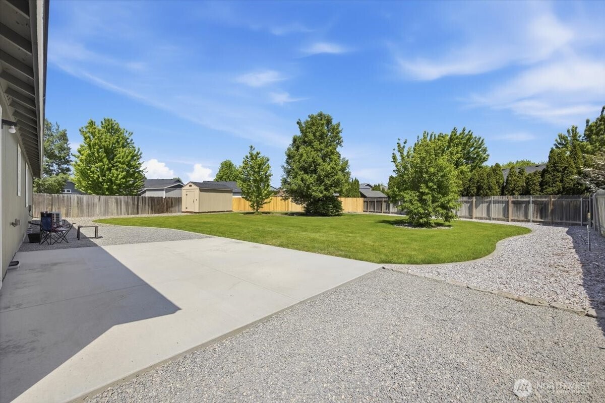 5126 Monica Street , West Richland, WA 99353