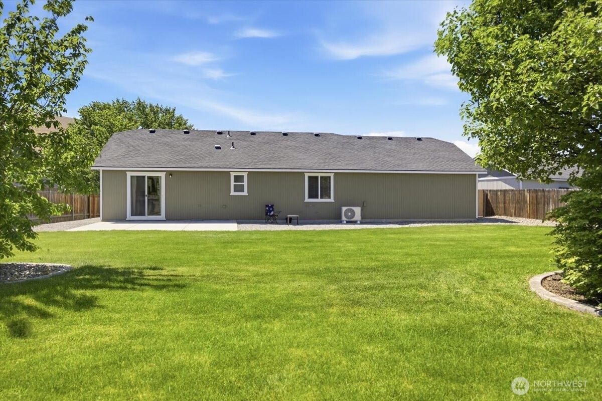 5126 Monica Street , West Richland, WA 99353
