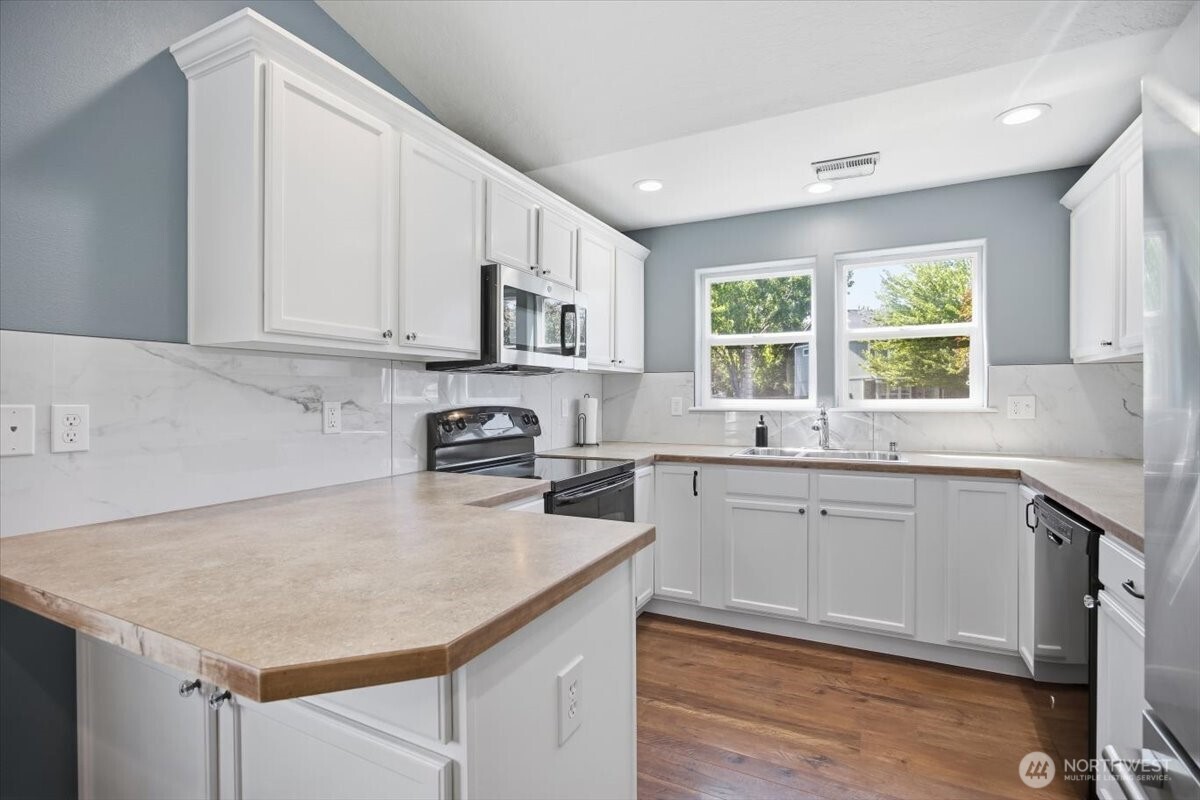 5126 Monica Street , West Richland, WA 99353