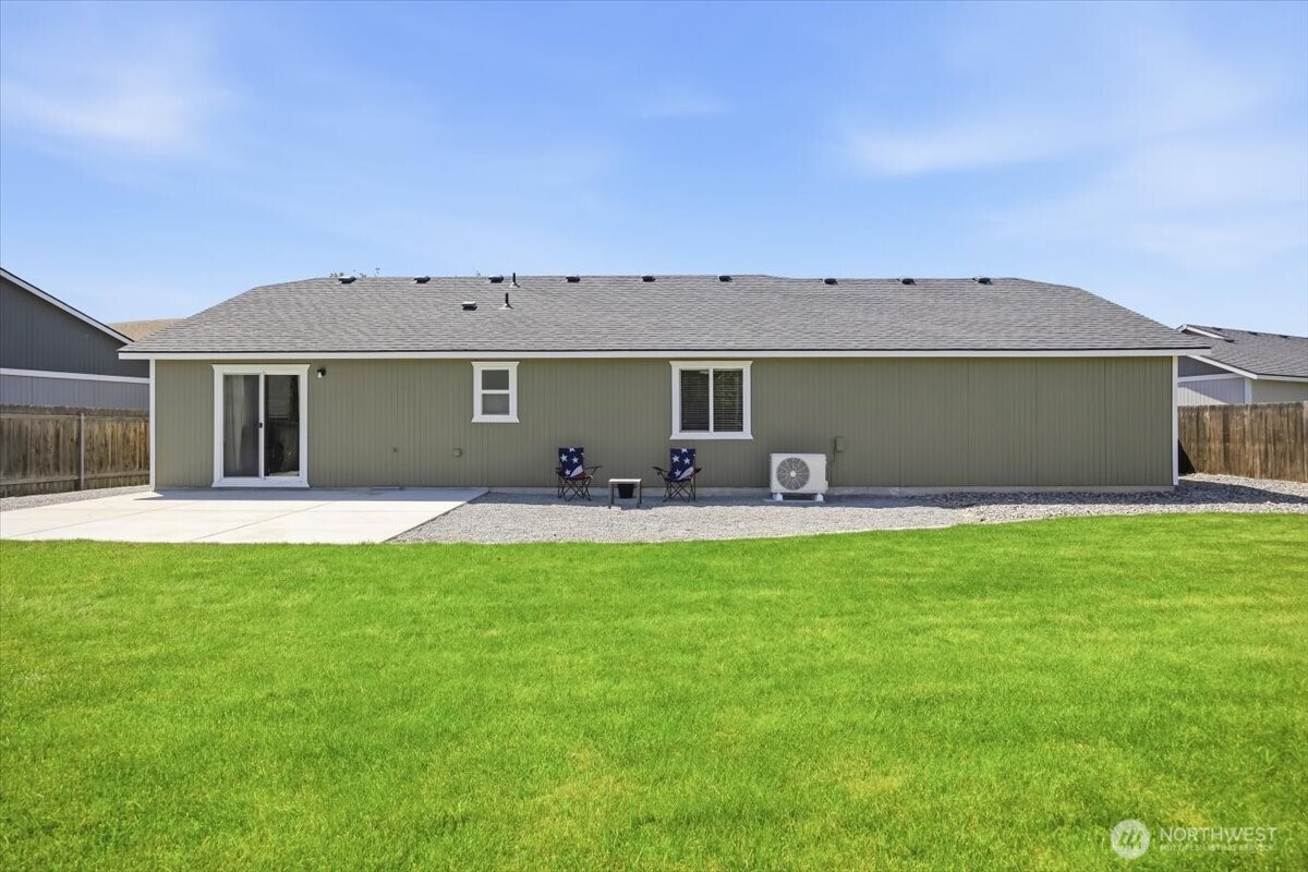 5126 Monica Street , West Richland, WA 99353