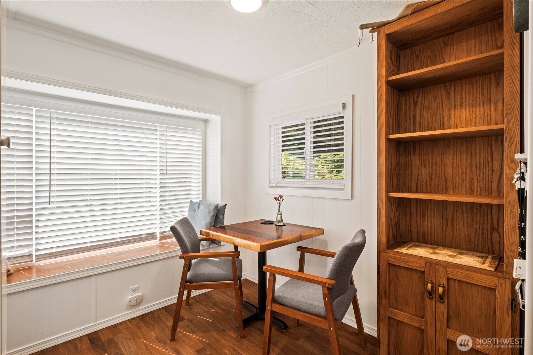 9500 315th Avenue SE #15, Issaquah, WA 98027-9802