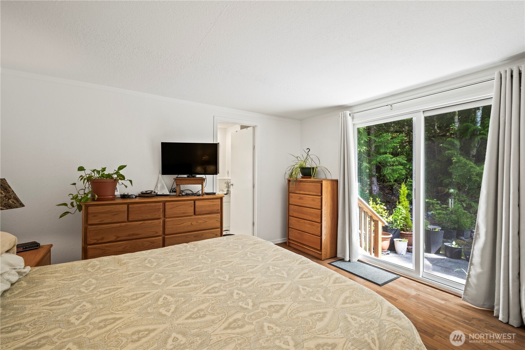 9500 315th Avenue SE #15, Issaquah, WA 98027-9802