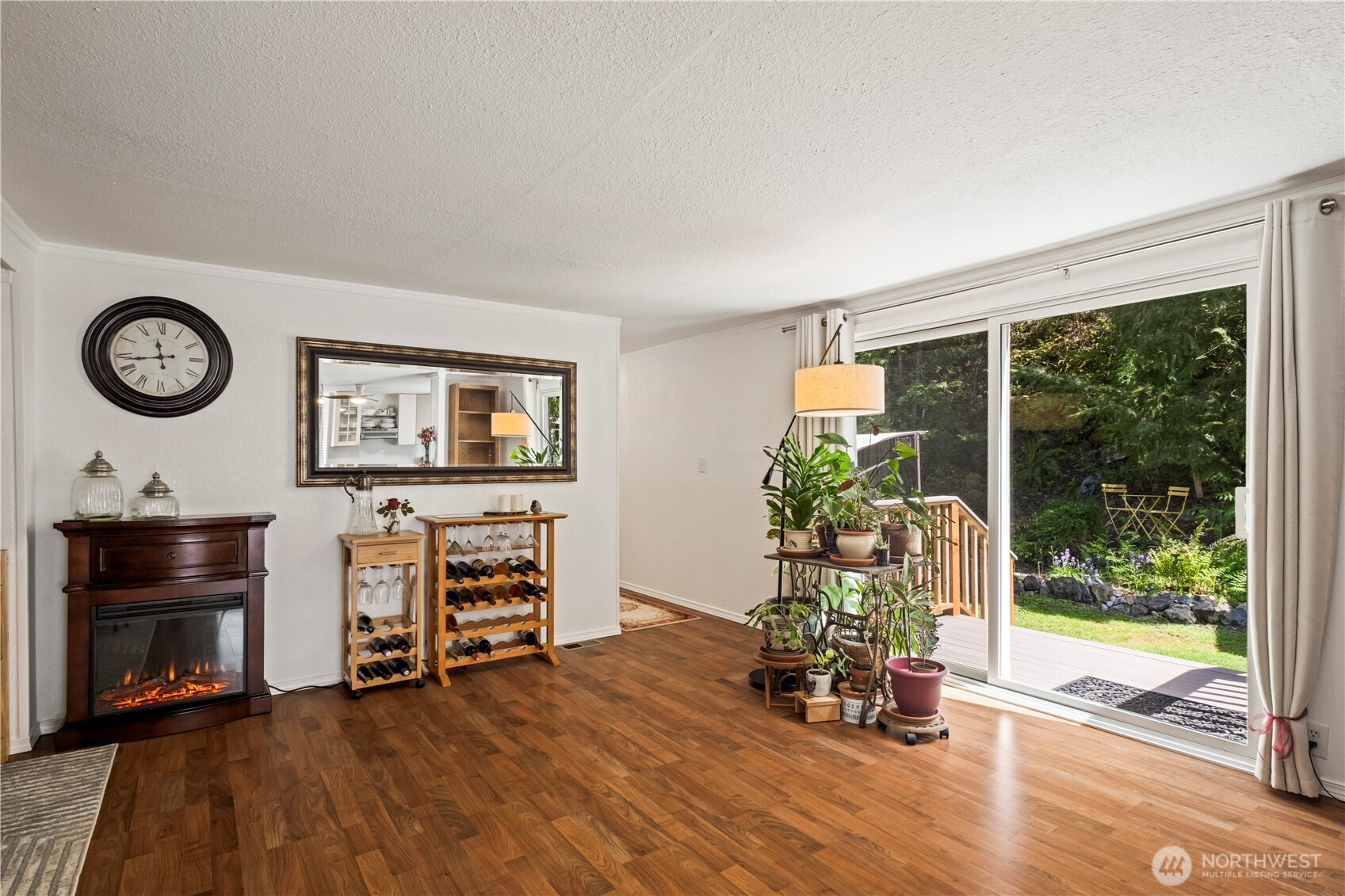 9500 315th Avenue SE #15, Issaquah, WA 98027-9802