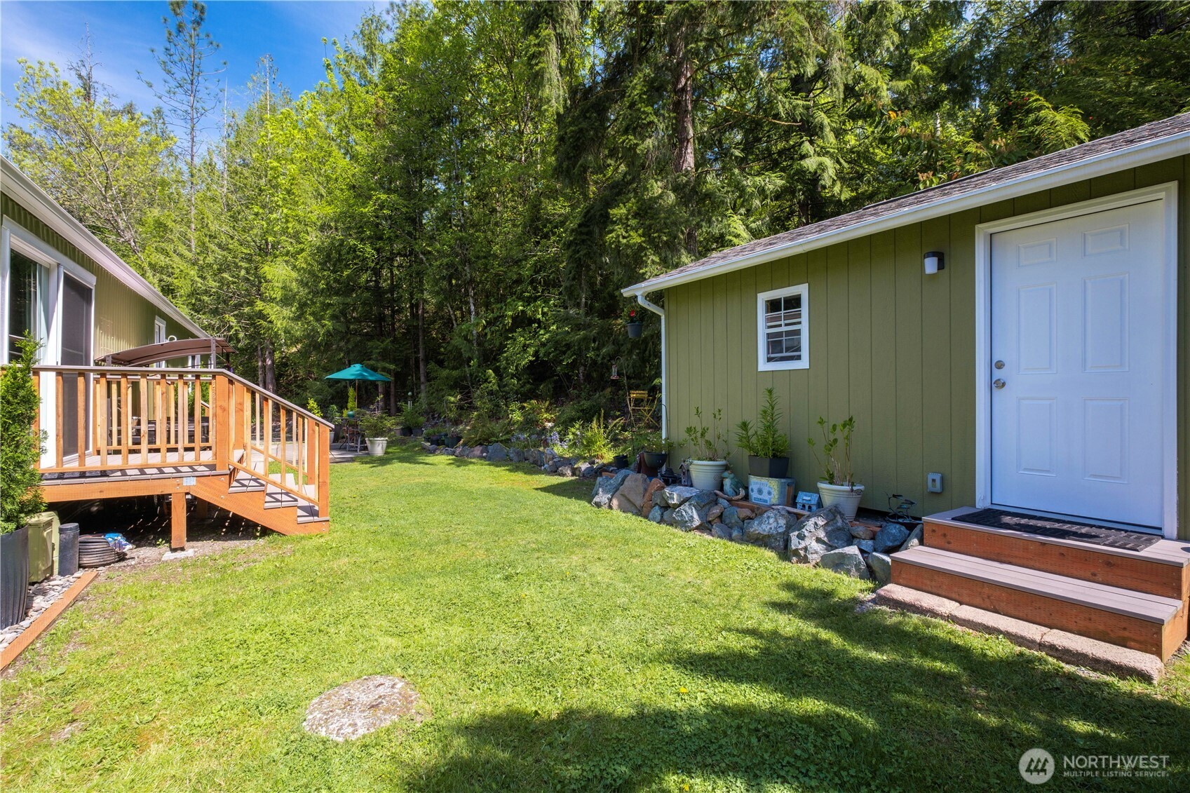 9500 315th Avenue SE #15, Issaquah, WA 98027-9802