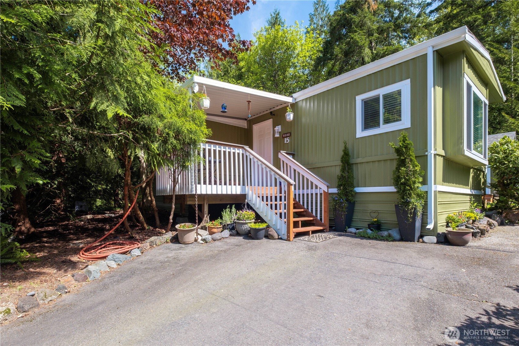 9500 315th Avenue SE #15, Issaquah, WA 98027-9802