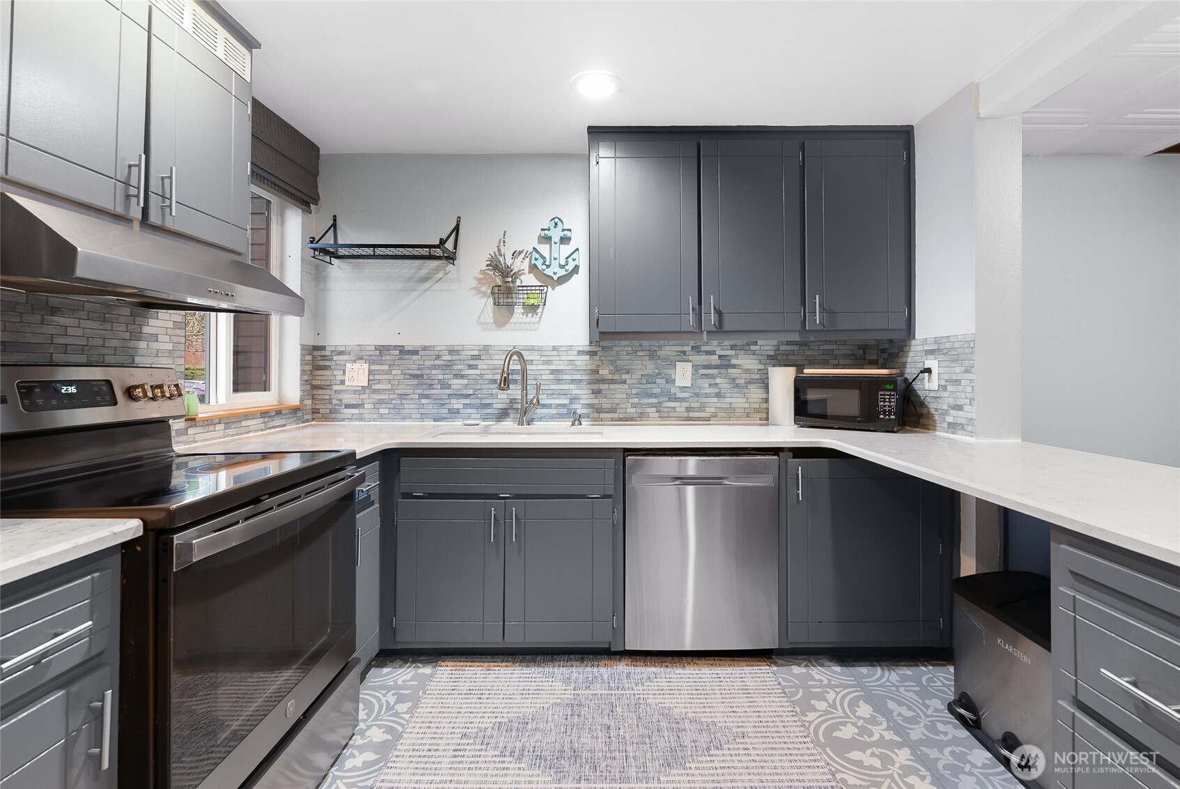 7650 Birch Bay Drive #A8, Blaine, WA 98230