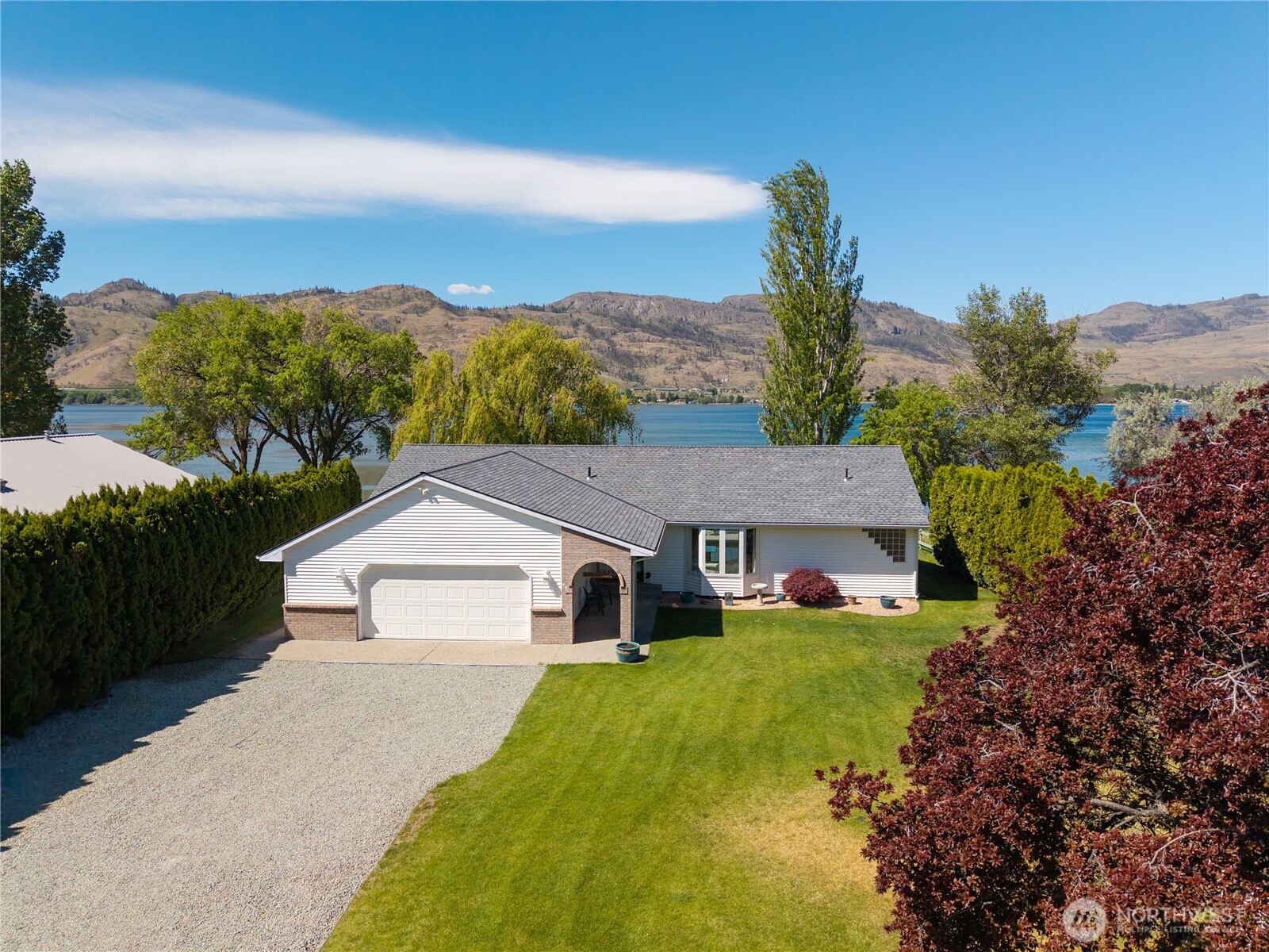 428 Eastlake Road , Oroville, WA 98844