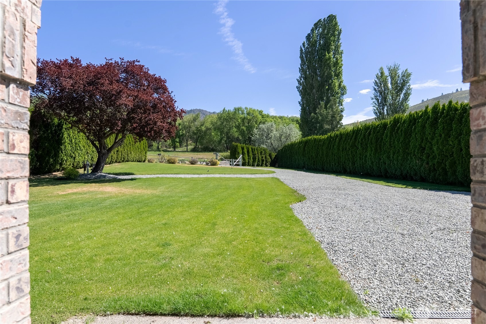 428 Eastlake Road , Oroville, WA 98844
