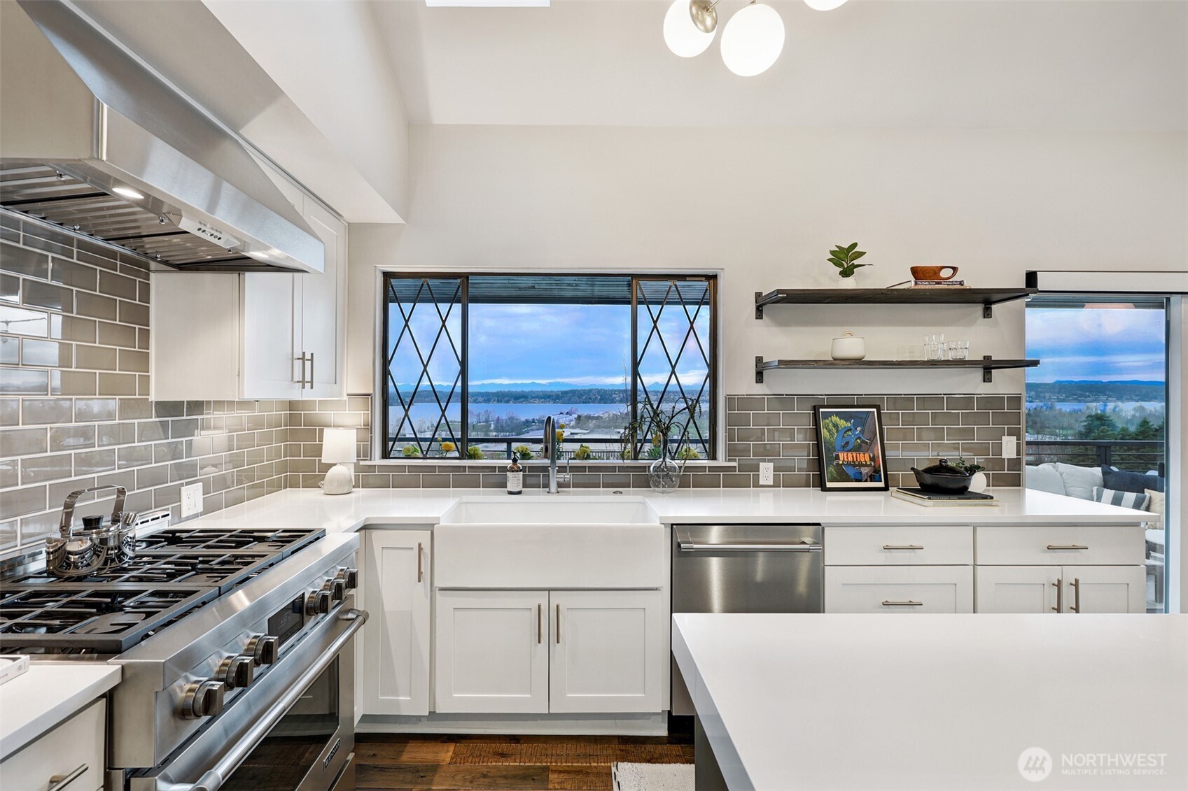 7710 57th Avenue NE, Seattle, WA 98115