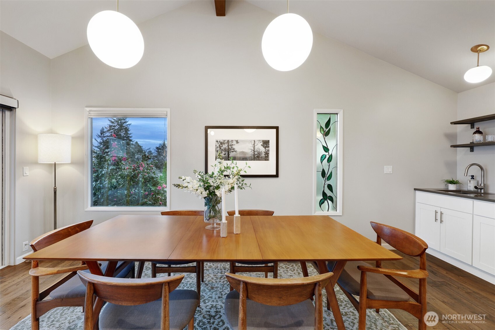7710 57th Avenue NE, Seattle, WA 98115