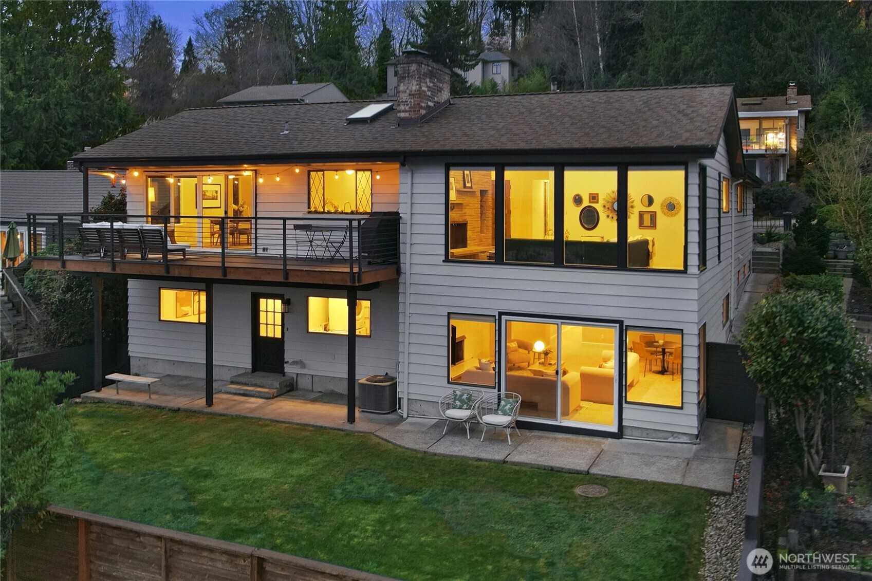 7710 57th Avenue NE, Seattle, WA 98115