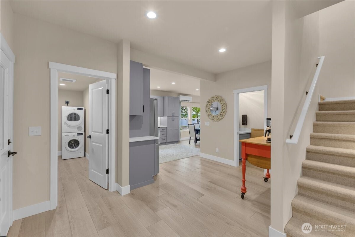 1273 Beach Drive E, Port Orchard, WA 98366