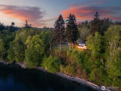 11212 NE Tiger Way , Kingston, WA 98346