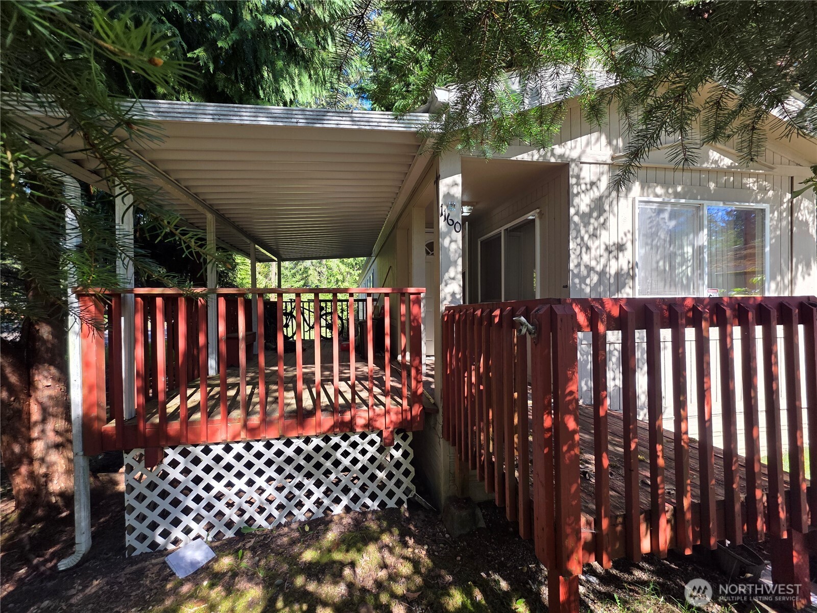 1160 E Lakeshore Drive W, Shelton, WA 98584