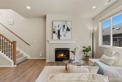 19432 9th Avenue SE, Bothell, WA 98012 - Photo 2