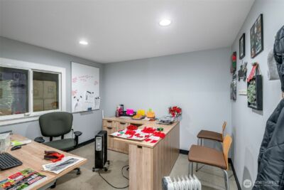 10709 12th Avenue E, Tacoma, WA 98445 - Photo 9