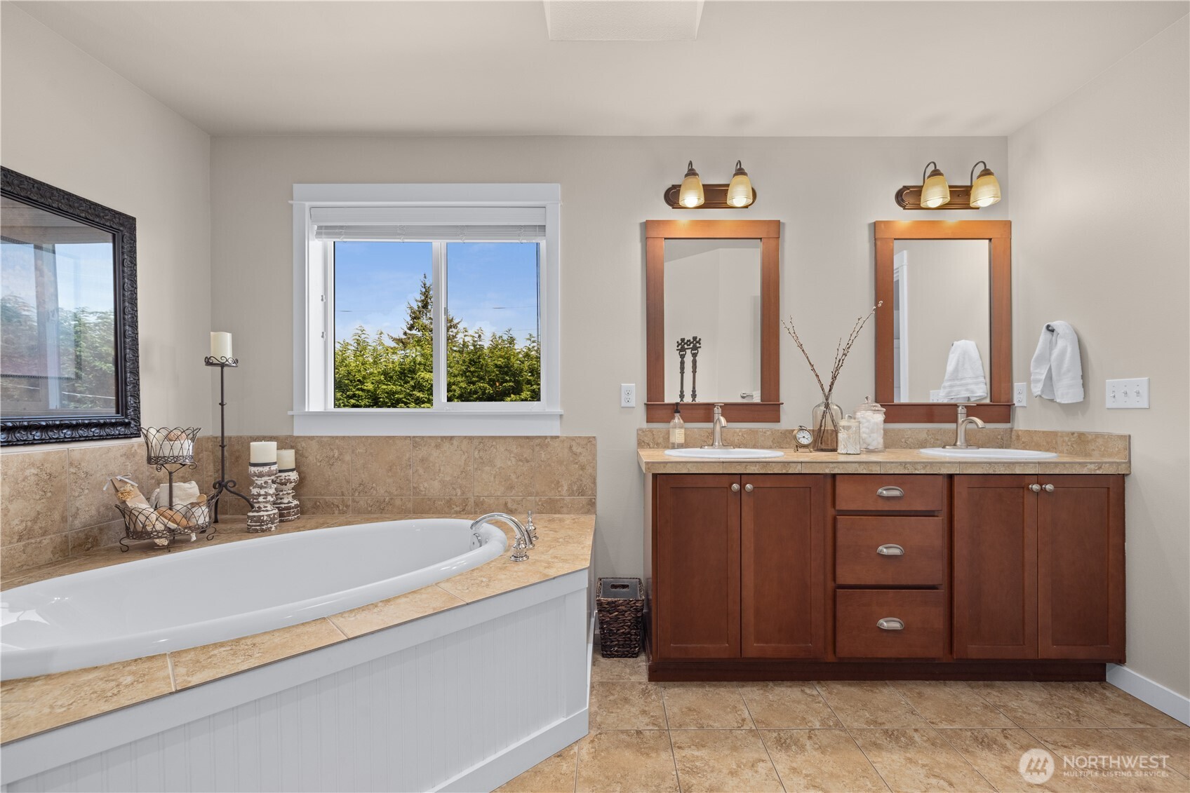 625 Emory Drive , Snohomish, WA 98290