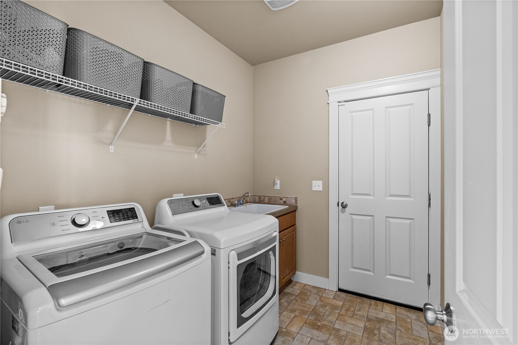 4448 McKinley Street NE, Lacey, WA 98516